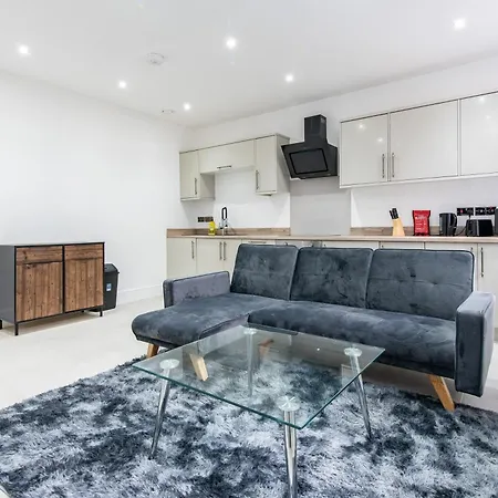 1-bed Near Bradford Centre Apartment Bradford (West Yorkshire)